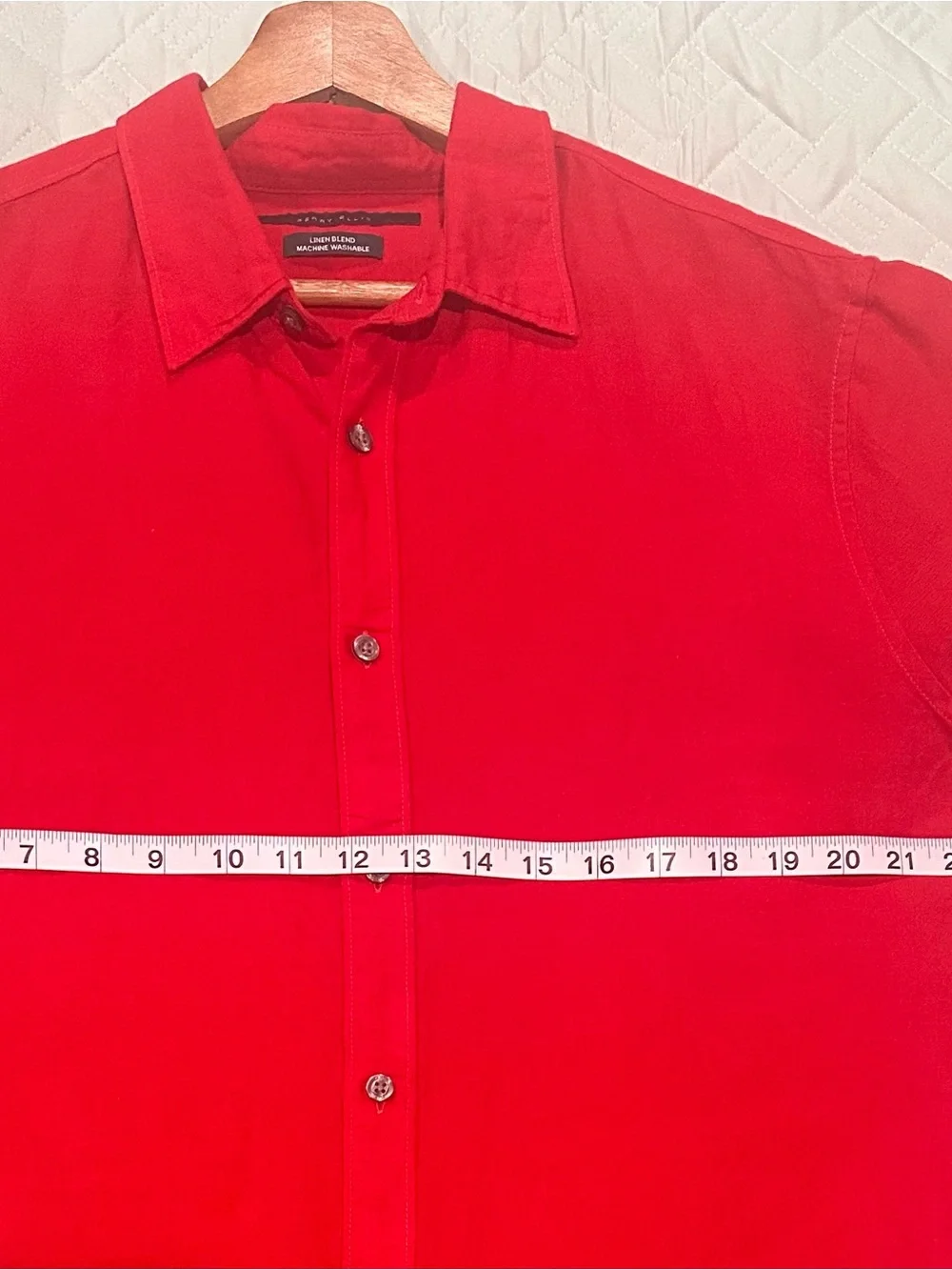Perry Ellis Men's Short-Sleeve Button-Down Shirt in Red - Picture 5 of 7